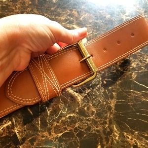 Ellen Tracy belt